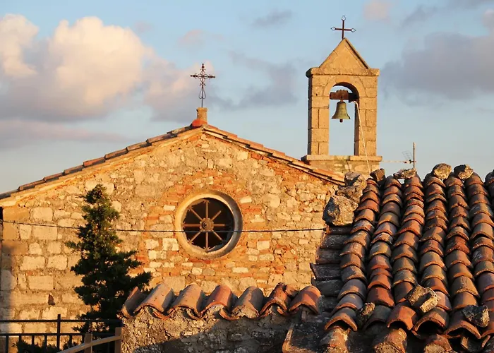 La Pieve Vicino Saturnia Semproniano